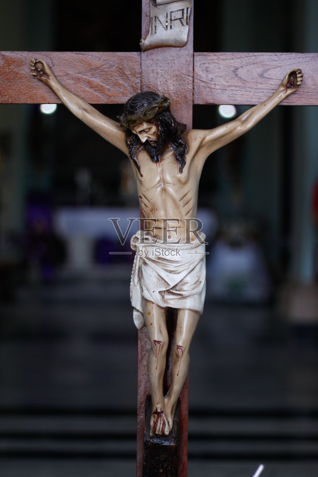 在耶稣被钉死在十字架上照片摄影图片