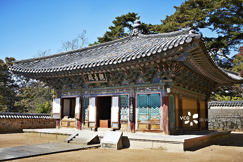 韩国传统寺庙的风景图片素材