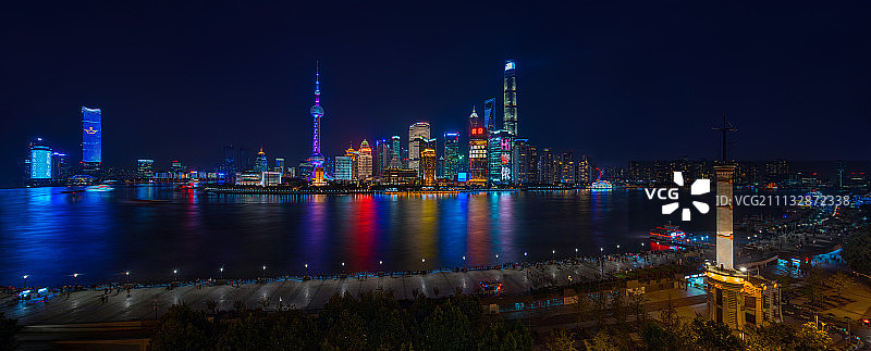 上海黄浦江两岸夜景图片素材