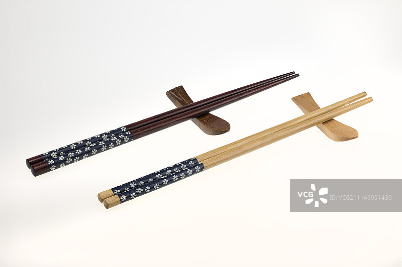 复古日式实木筷子图片素材