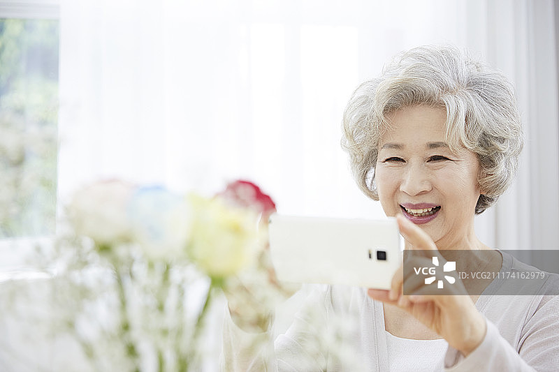 生活方式、女性、老年人、韩国图片素材