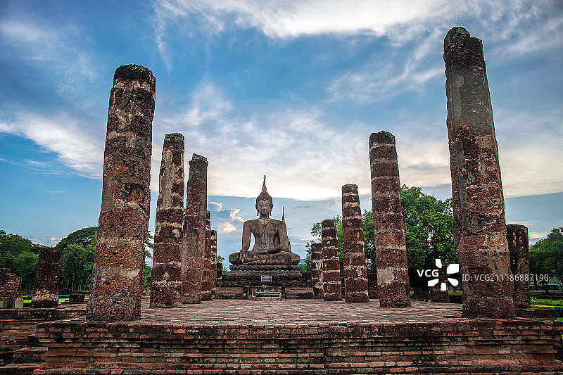 泰国素可泰玛哈泰寺图片素材