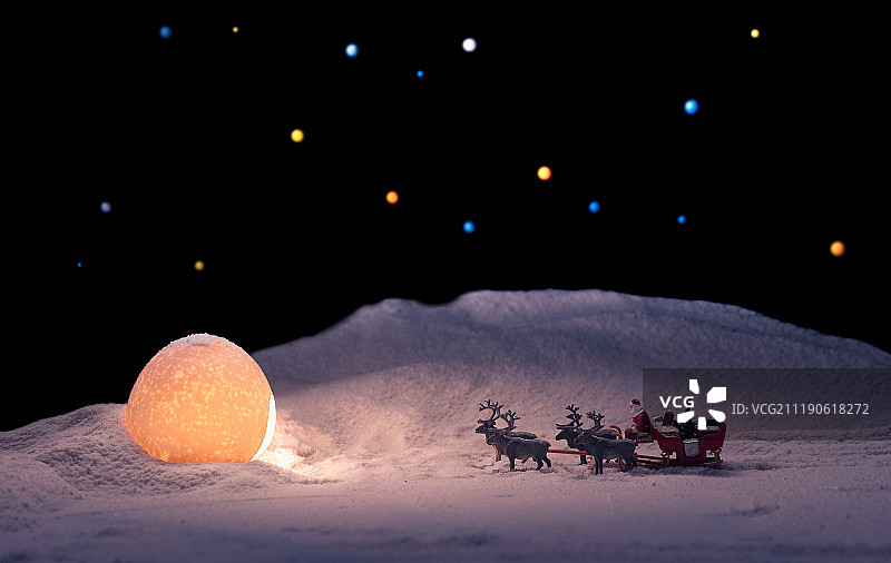 麋鹿驯鹿圣诞老人星空礼物雪地鸡蛋壳爱斯基摩人图片素材