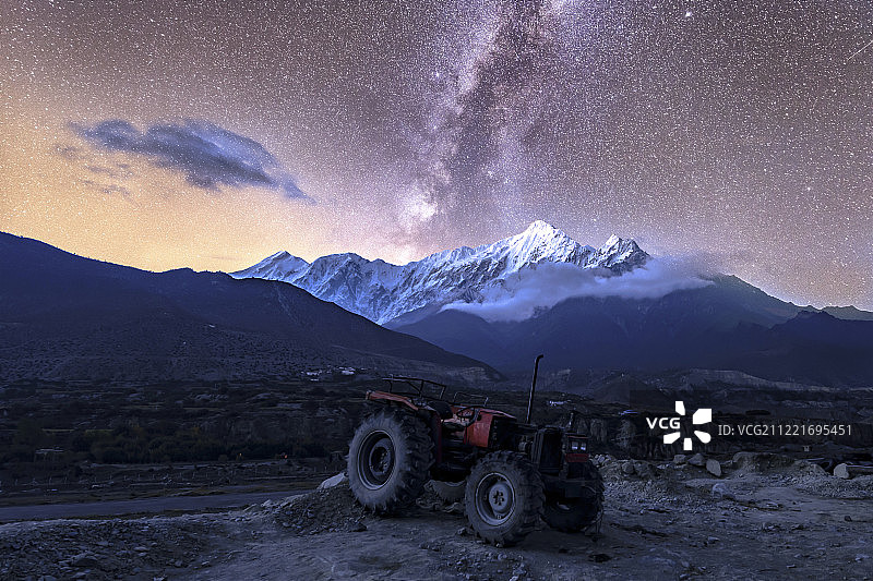 美丽的银河在Jomsom Muktinath Annapurna环路徒步旅行图片素材
