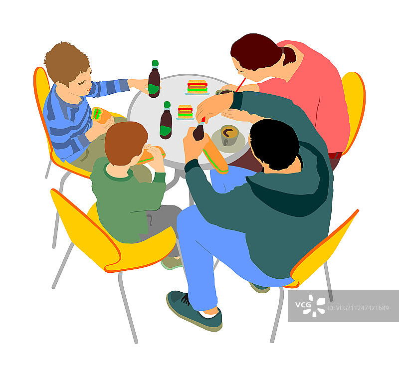 幸福的家庭吃喝在快餐图片素材