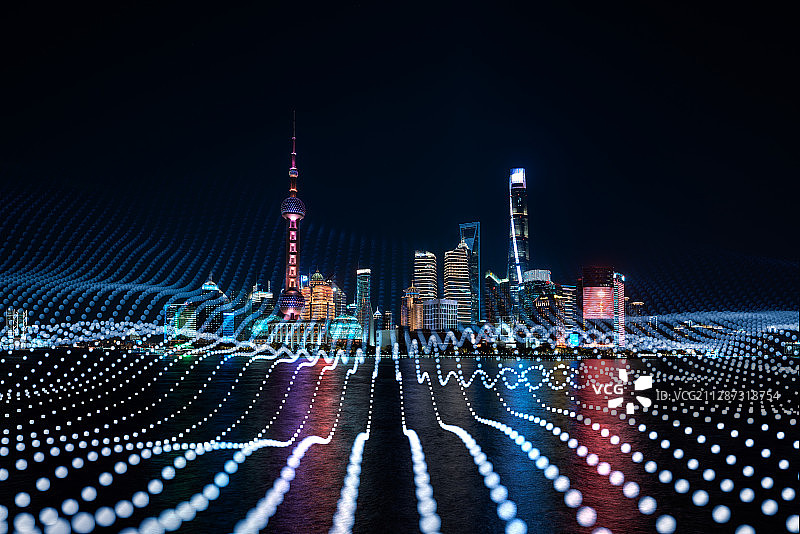 蓝色网格线前景的上海外滩城市天际线图片素材