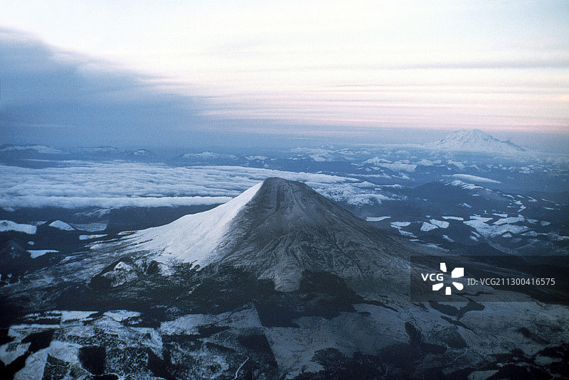 圣海伦斯山，1980年3月图片素材