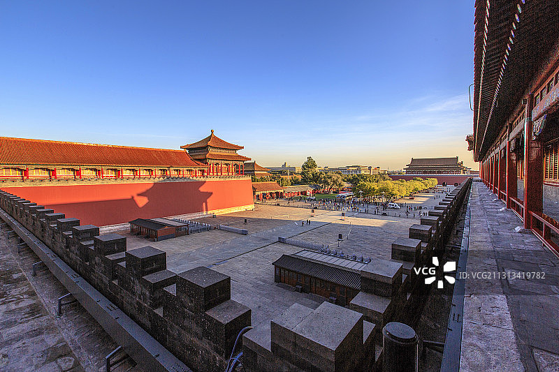 从午门城楼俯瞰北京故宫午门两翼图片素材
