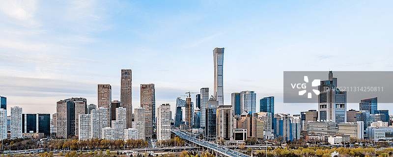 中国北京CBD建筑群晴天风光图片素材