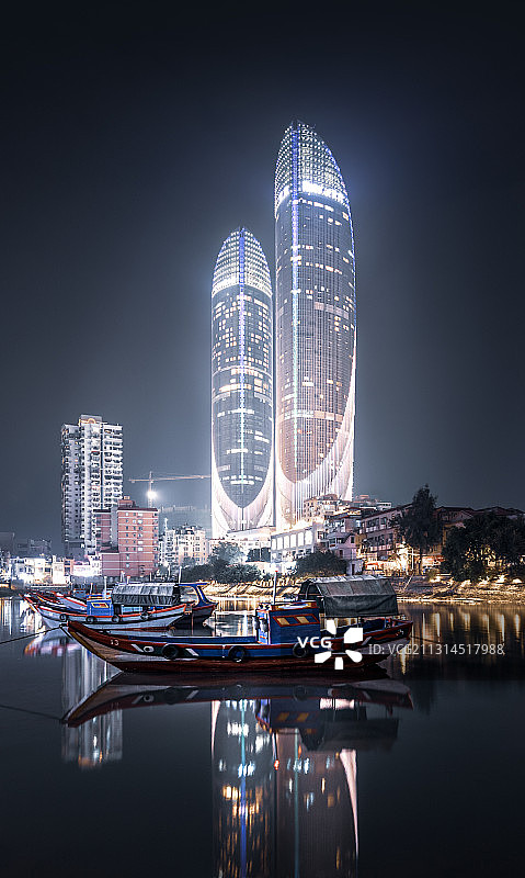 中国福建厦门城市风光茂悦双子楼双子塔地标航拍民族路图片素材