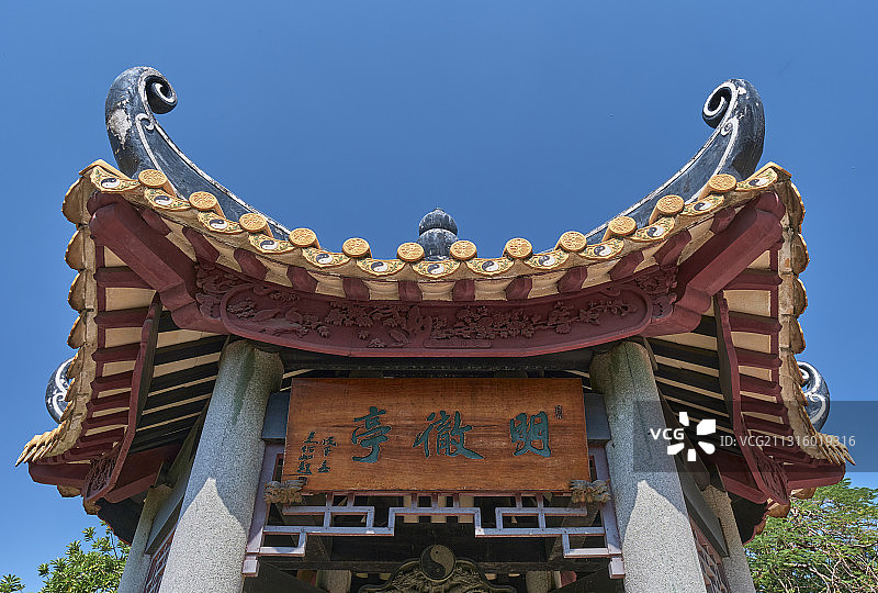 中国广州纯阳观传统中式凉亭图片素材