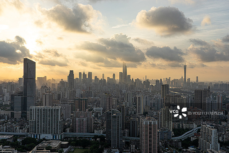 中国广州城市天际线日出风光图片素材