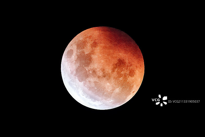 墨尔本冬夜的血月（月蚀）图片素材