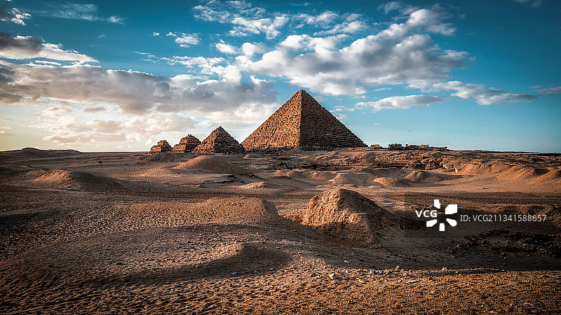 埃及金字塔日落图片素材