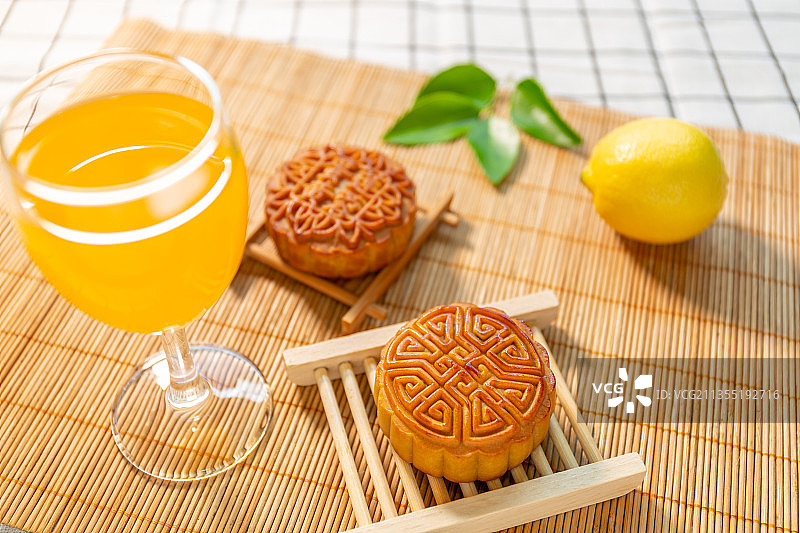 中国传统节日中秋节月饼图片素材