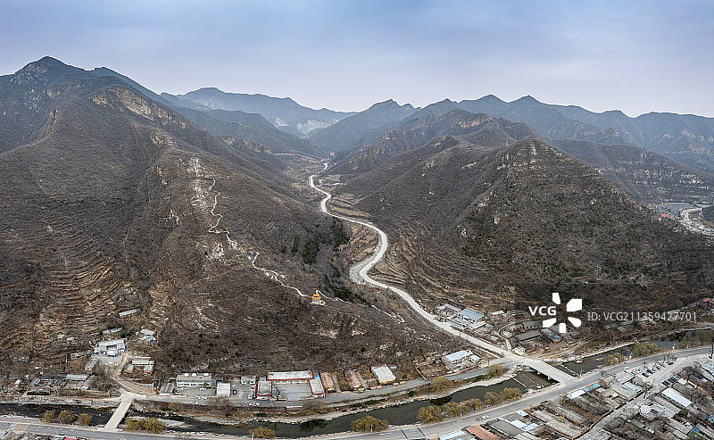 航拍北京山区公路图片素材
