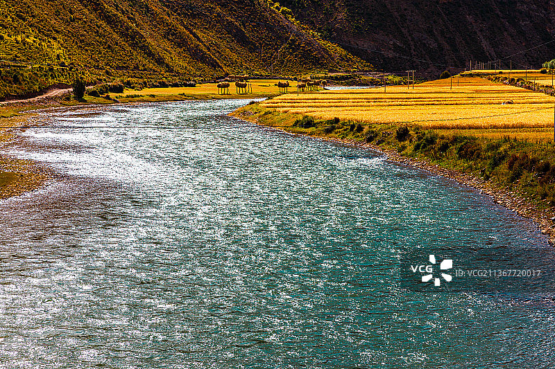 西藏昌都自然风光图片素材