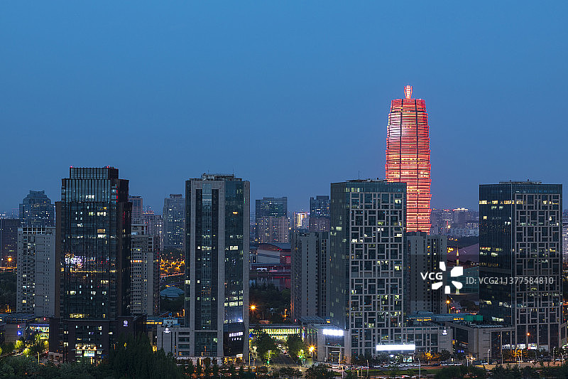 河南省郑州市郑东新区CBD高视角城市风光夜景图片素材