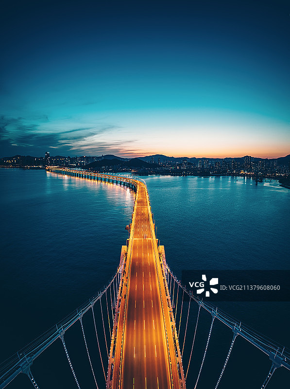 航拍大连跨海大桥夜景图片素材
