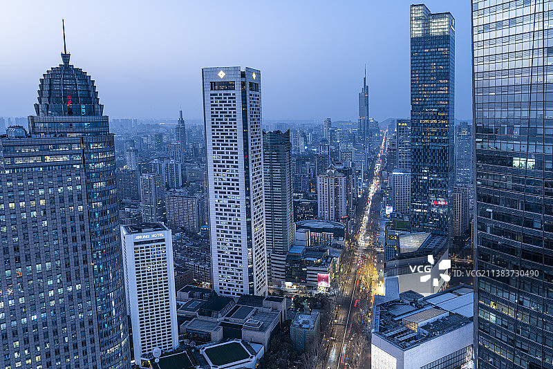 江苏南京新街口CBD的城市天际线图片素材