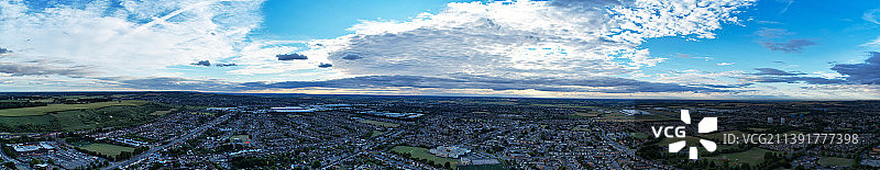 高超的卢顿镇的空中全景英国卢顿，英国，英国图片素材