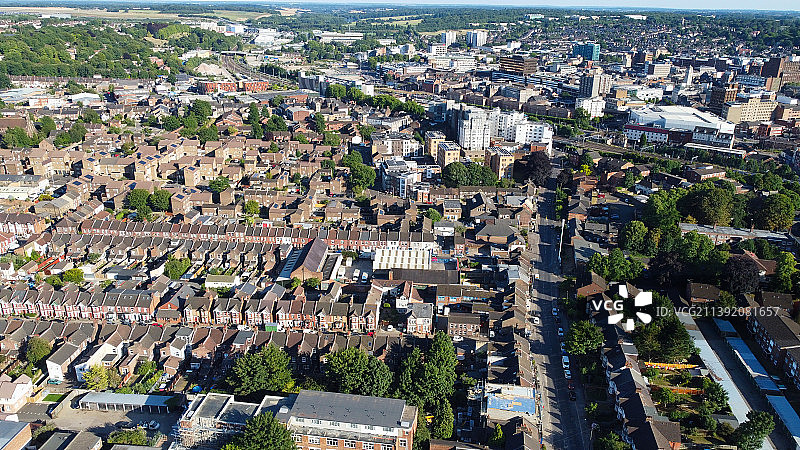 卢顿镇中心的华丽鸟瞰图，英国，英国卢顿镇图片素材