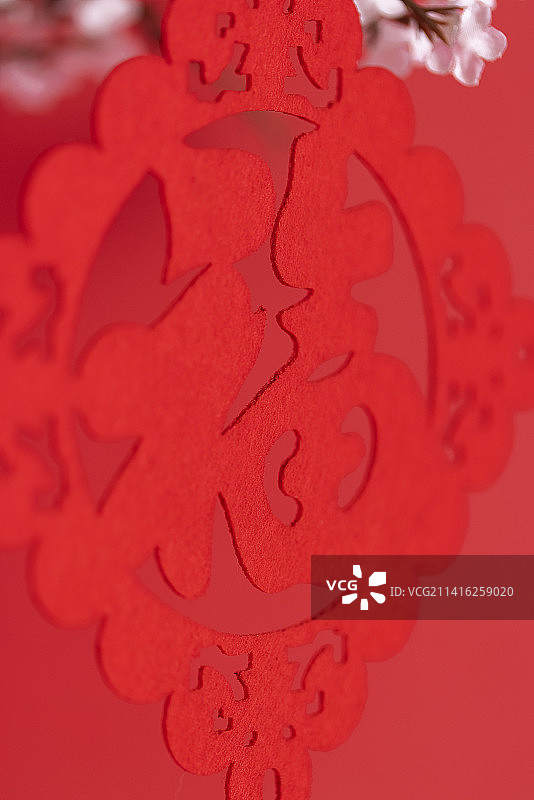 红色福字光影创意新春海报图片素材