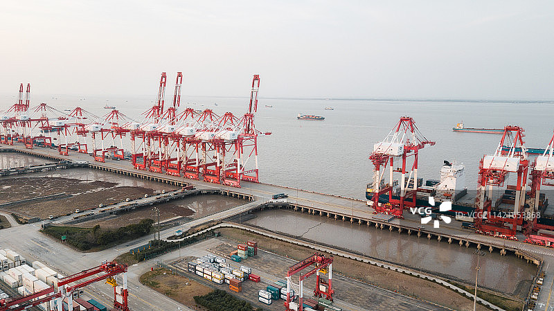 上海外高桥码头港口外贸航拍图片素材
