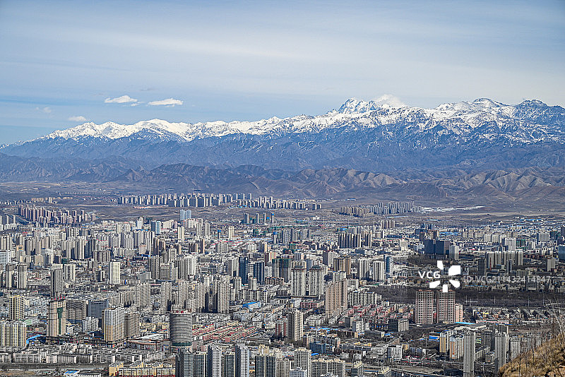 新疆乌鲁木齐俯瞰全景图片素材