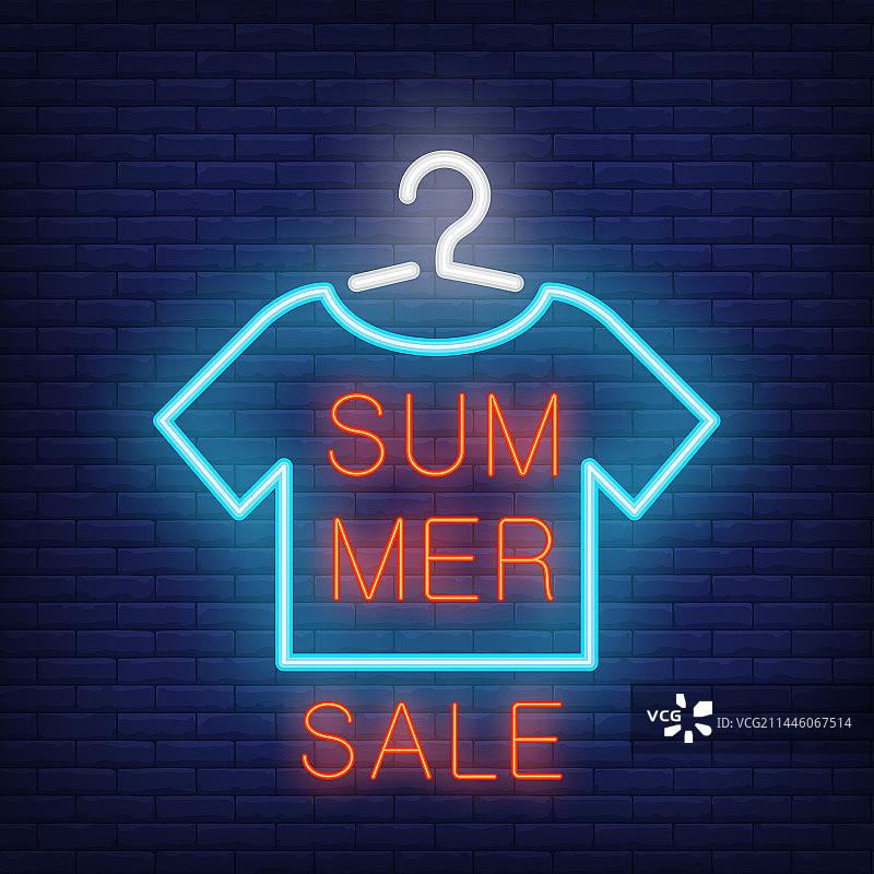 夏季促销霓虹文字和t恤衣架图片素材