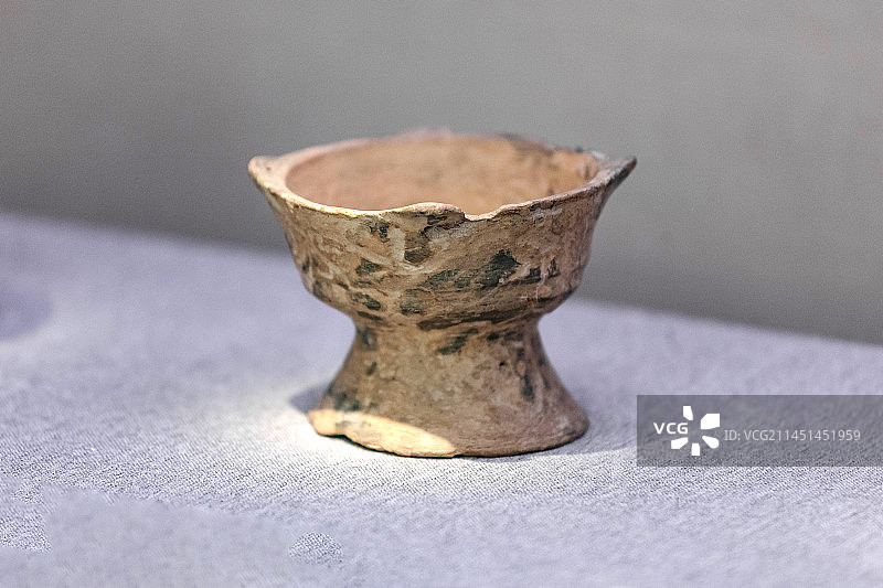良渚博物院陶簋图片素材