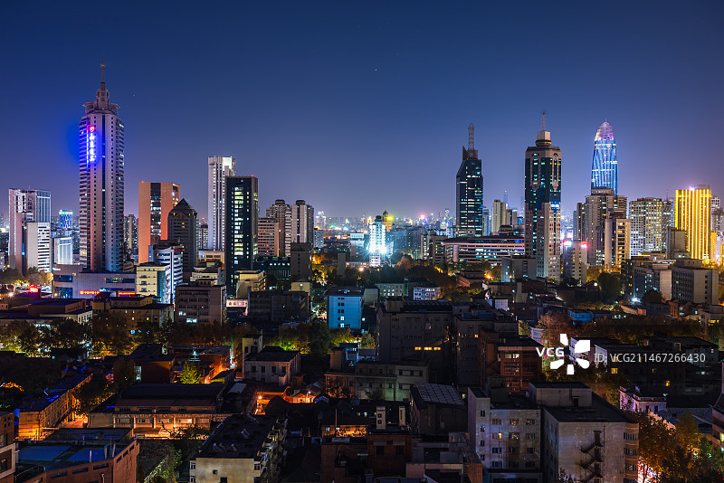 济南城市风光夜景天际线图片素材