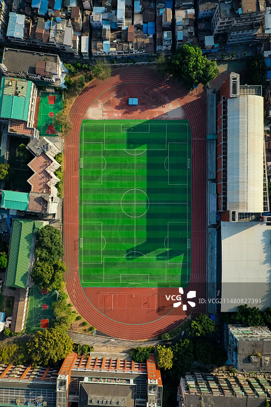 广州市第三中学运动场图片素材