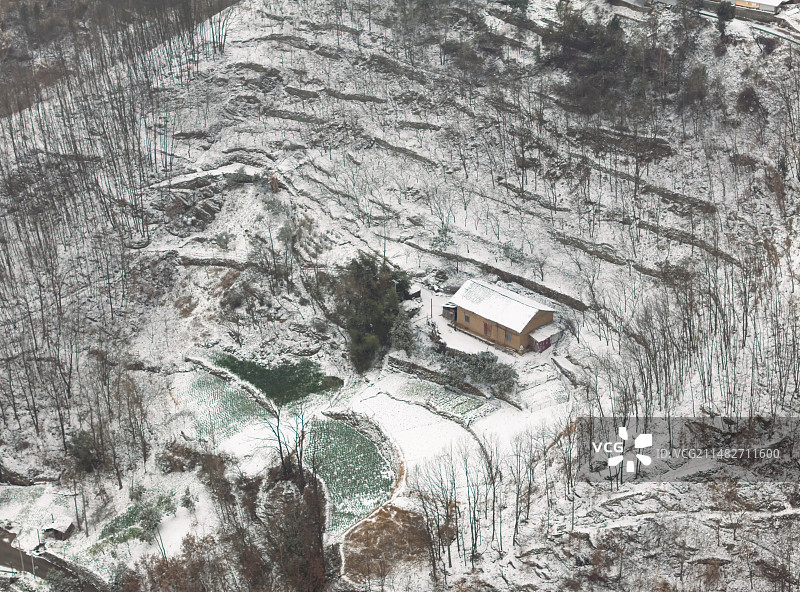 牛蹄岭脚下周边雪景图片素材