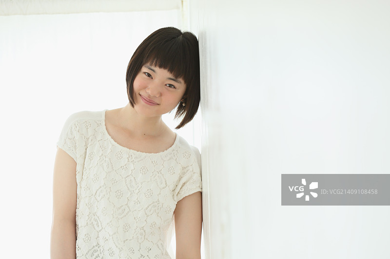 日本年轻女性肖像图片素材