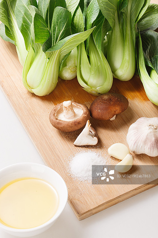 炒香菇油菜的食材图片素材