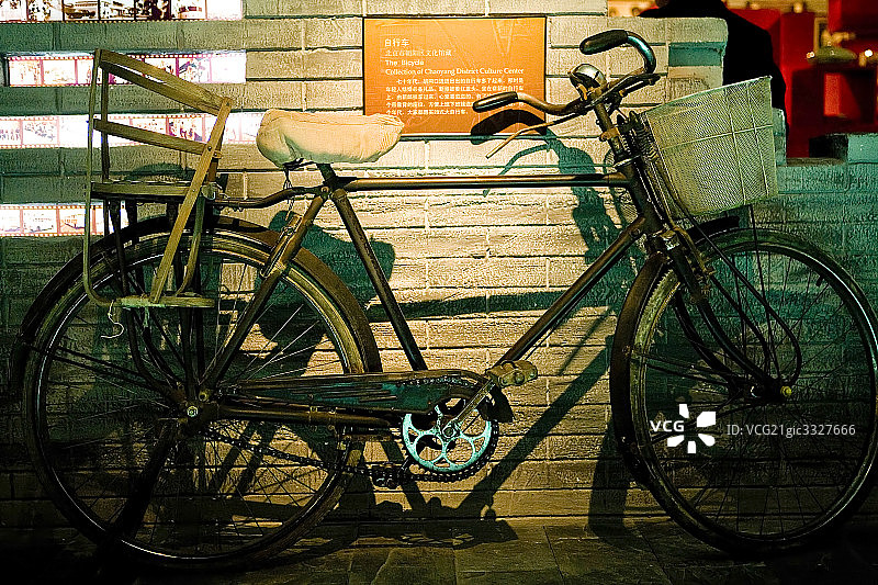 中国北京首都博物馆，老式自行车图片素材