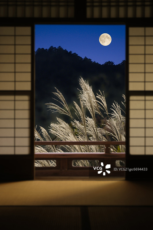 月亮,日本京都图片素材
