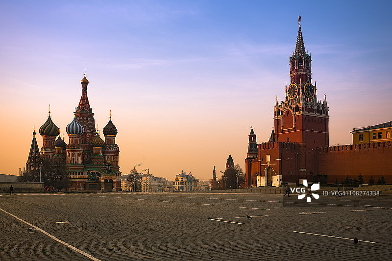 日出时分的莫斯科红场图片素材