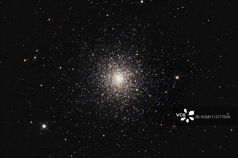 Messier 3，一个位于Canes Venatici星座的球状星团。图片素材