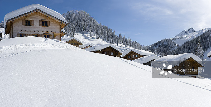 阿尔卑斯山滑雪场(图片尺寸XXXL)图片素材