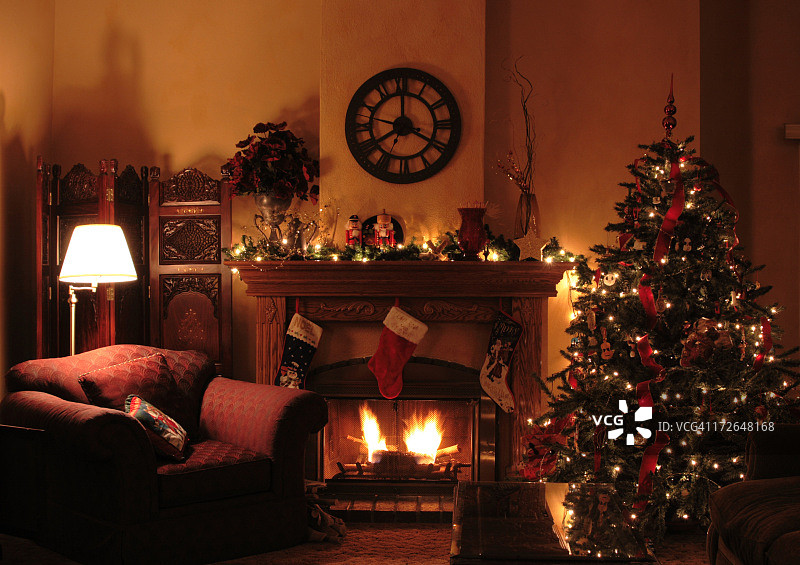 圣诞客厅的壁炉场景图片素材