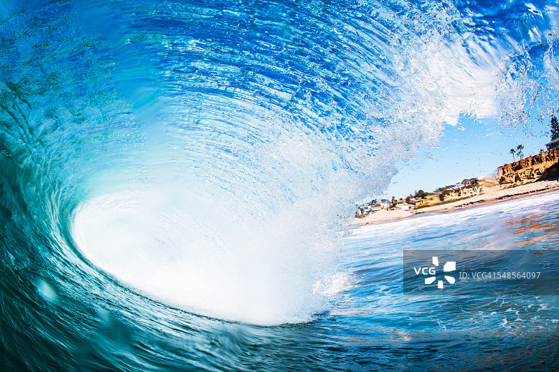 巨大的冲浪海浪，Encinitas，加利福尼亚州，美国图片素材