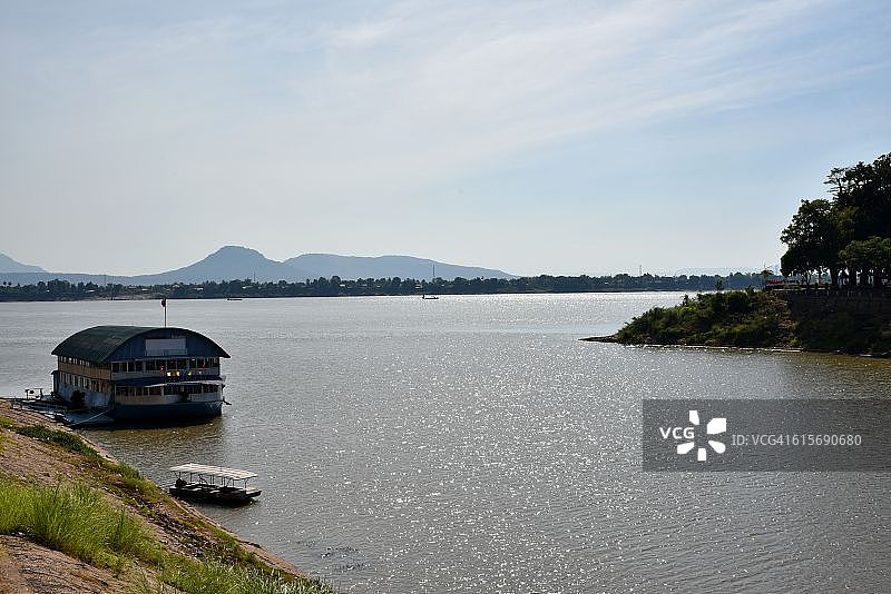 老挝Pakse河图片素材