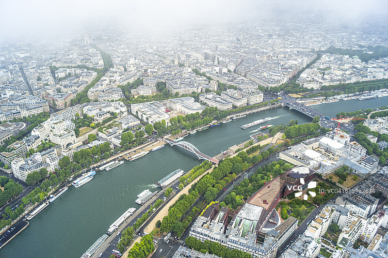 鸟瞰图塞纳河在巴黎图片素材