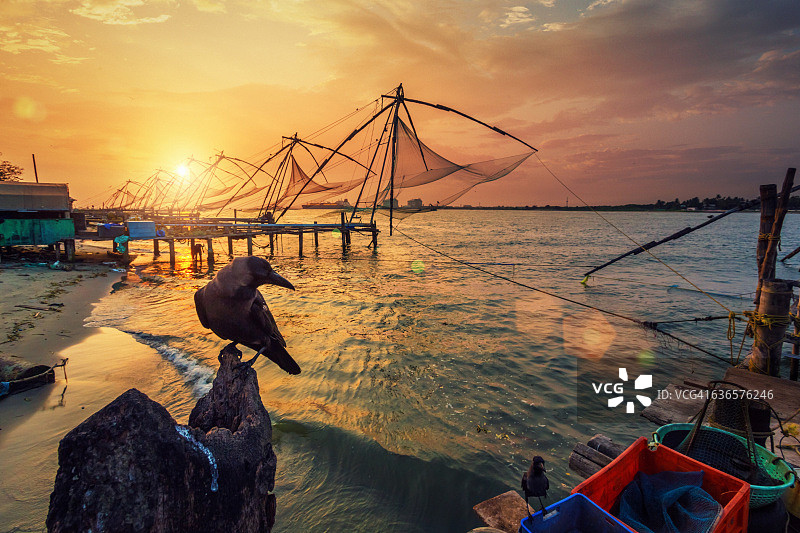 这是印度喀拉拉邦科钦堡的渔港。图片素材