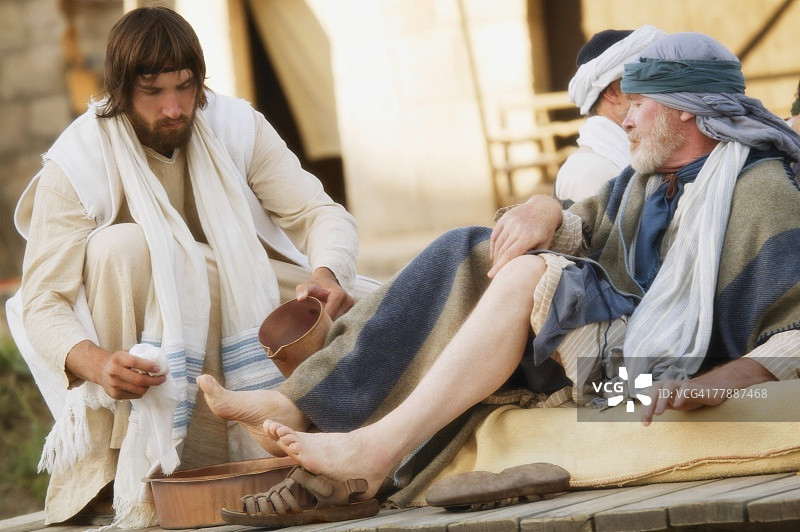 耶稣洗脚图片素材