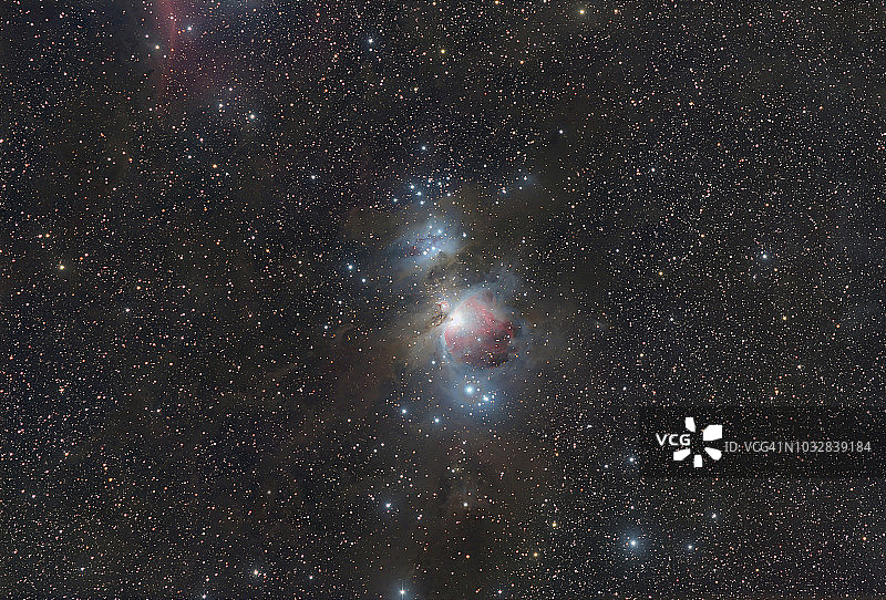 天文摄影，长曝光，发射星云梅西耶42或大猎户座星云图片素材