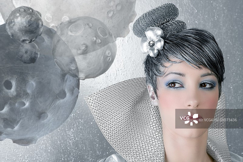 时尚化妆发型女人未来主义银色图片素材