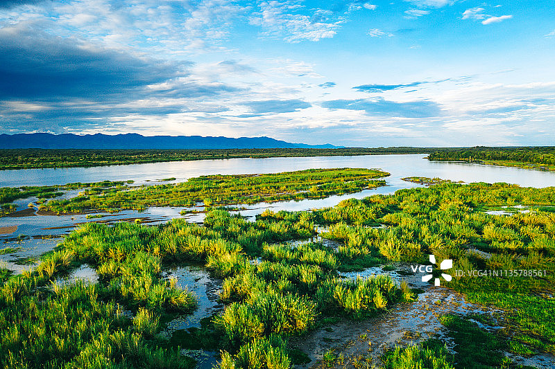 鸟瞰赞比西河，赞比亚图片素材